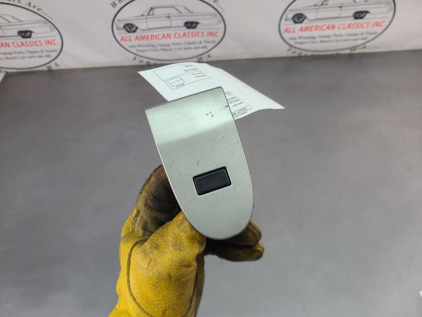 2005 C6 Corvette Center Console 'Tombstone' Filler Panel Insert Trim, Silver0