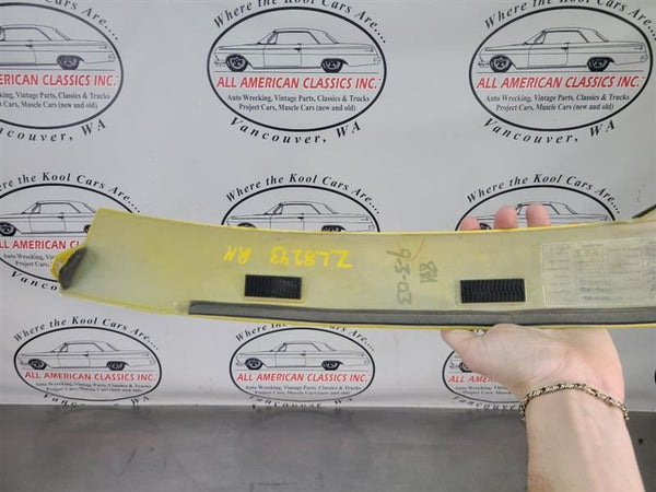 2003-06 Chevy SSR Exterior Door A-Pillar Moulding Trim Panel, Right RH Side6