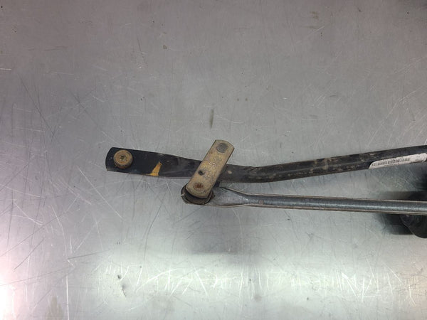 2003-07 Hummer H2 Windshield Wiper Motor Linkage Assembly - OEM2