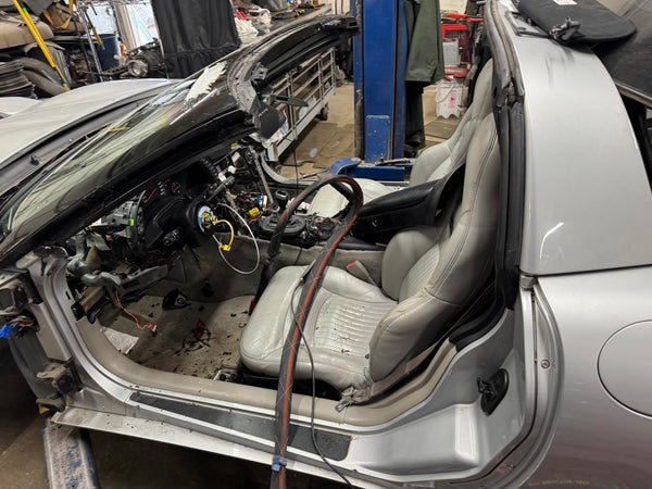 1997-04 C5 Corvette Seat Lumbar Pump Assembly w/ Bags / Lines - OEM8