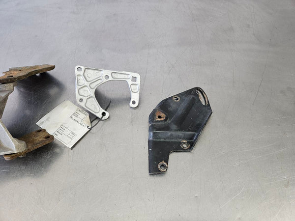 1988-91 Ford F250 Truck 7.3L IDI V-Belt, AC / Power Steering Bracket Set - OEM5