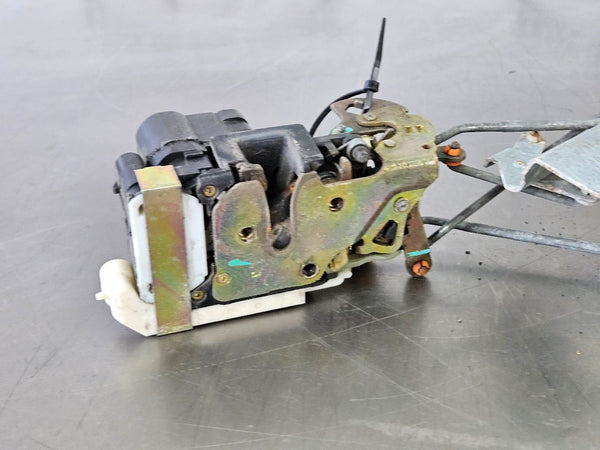 2003-06 Chevy SSR Door Latch Lock Actuator w/ Rods, Left Driver Side LH - OEM1