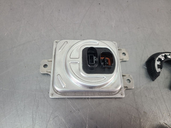 2015-21 Dodge Charger / Challenger Xenon Headlight Ballast / Bulb - OEM1