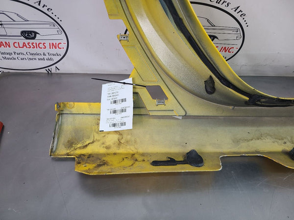 2005 C6 Corvette Left Side Rocker / Aperture Panel Moulding, Millennium Yellow19