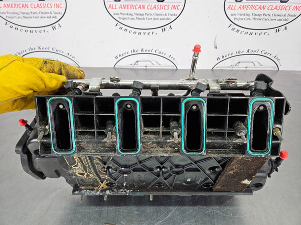 2005-07 C6 Corvette LS2 Factory Intake Manifold Assembly w/ Rails, Fuel Injector14