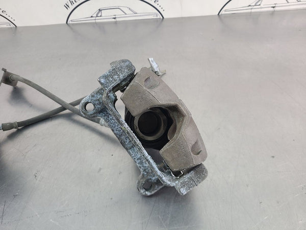 1997-04 C5 Corvette Base Brake Caliper Complete Set w/ Brackets - OEM6