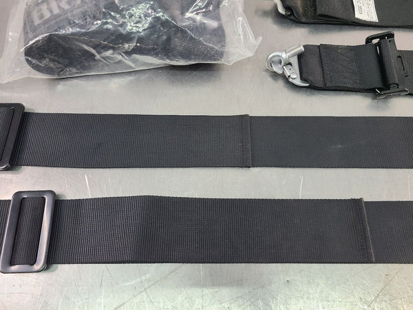 2013-15 Camaro Braum 5-Point Seat Belt Harness Set w/ Attachment Bar7