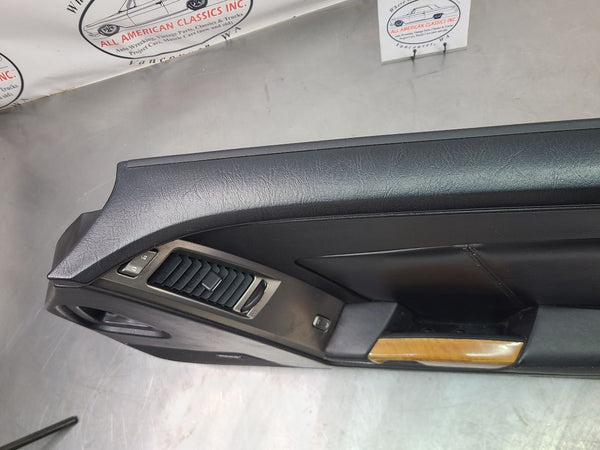 2004-09 Cadillac XLR Right Passenger Side Door Trim Panel, Black / Woodgrain12
