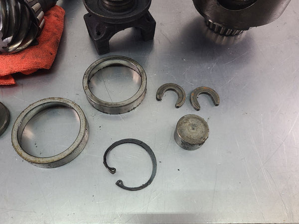 Chevy Suburban, Truck Rear Differential Eaton Truetrac 3.73 Gear Set2