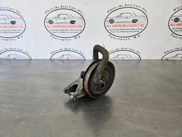 1984-92 C4 Corvette Power Steering Pump Assembly w/ Bracket, Pulley - OEM0