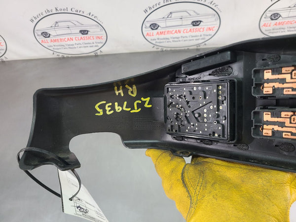2004-09 Cadillac XLR Right Passenger Seat Control Bezel w/ Switches - OEM9