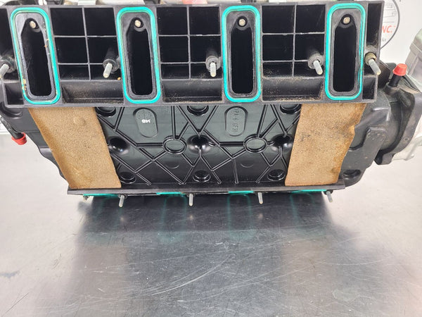2005-07 C6 Corvette LS2 Factory Intake Manifold Assembly w/ Rails, Fuel Injector18