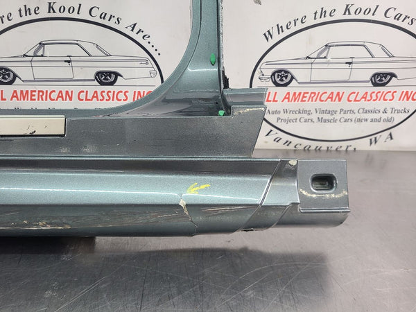 2004-09 XLR Right Passenger Side Rocker / Aperture Panel Moulding, Gray10