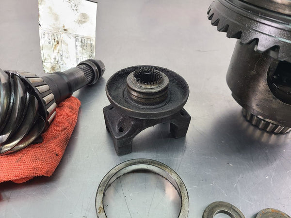 Chevy Suburban, Truck Rear Differential Eaton Truetrac 3.73 Gear Set3