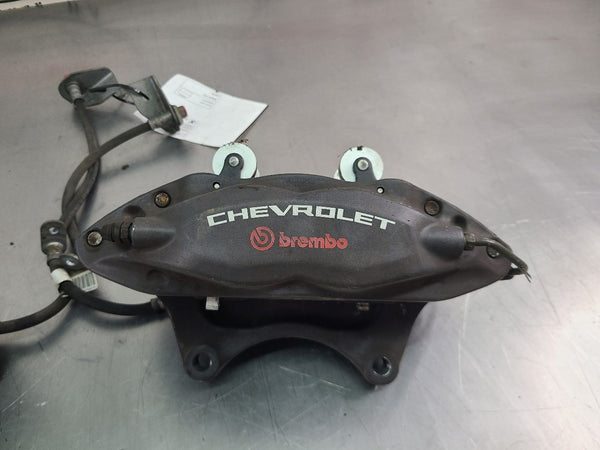 2010-15 Camaro Brake Caliper / Bracket Front Pair, Left / Right, 25k Miles - OEM3