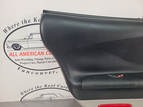 1997-04 C5 Corvette Door Trim Panel Assemby, Left Driver Side, Black / Gray 11