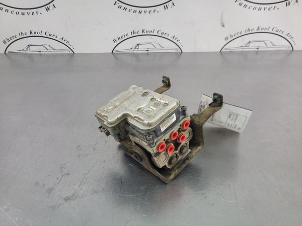 2001-02 GMC Denali / Sierra Quadrasteer 4 Wheel ABS Anti-Lock Brake Assembly0