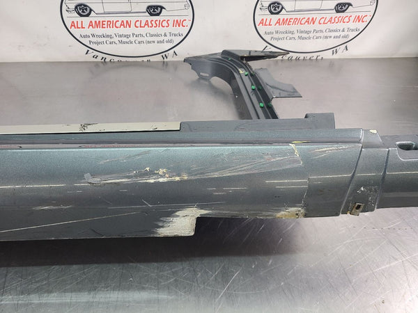 2004-09 XLR Right Passenger Side Rocker / Aperture Panel Moulding, Gray19