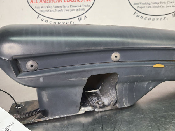 2000-01 Plymouth Prowler Rear Bumper Assembly w/ Side Marker Right Passenger, RH14