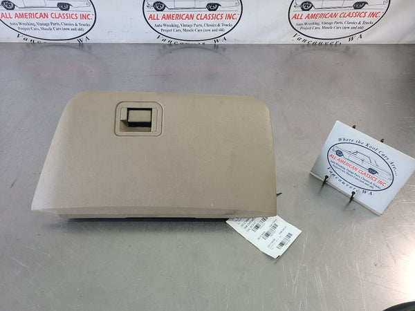 2005-07 Ford F250 Passenger Side Dash Glovebox Compartment Door Assembly, Tan0