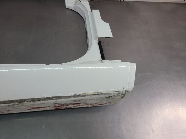 1997-04 C5 Corvette Right Side Rocker Aperture Panel Moulding, Speedway White16