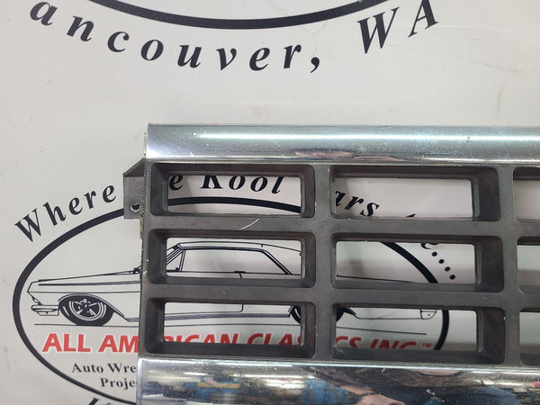 1989-91 Chevy Truck, Blazer, Suburban Front Grille w/ Dual Headlight Bezels 2