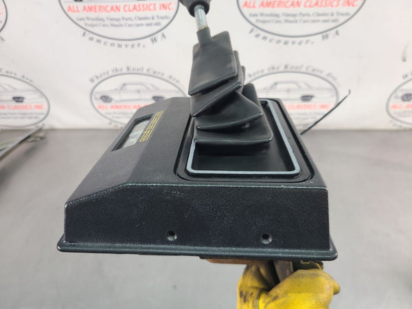 1981-91 Chevy Suburban Transfer Case Shifter Assembly w/ Bezel, Knob, Black8