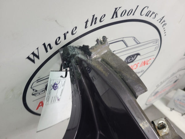 1997-04 C5 Corvette Left Side Rocker Aperture Panel Moulding, Purple Pearl 95U1