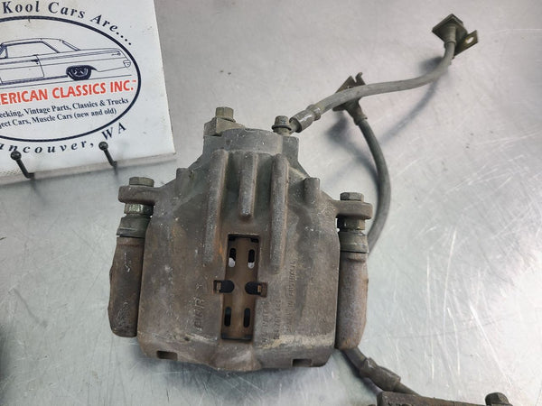1997-04 C5 Corvette Base Brake Caliper Complete Set w/ Brackets - OEM7