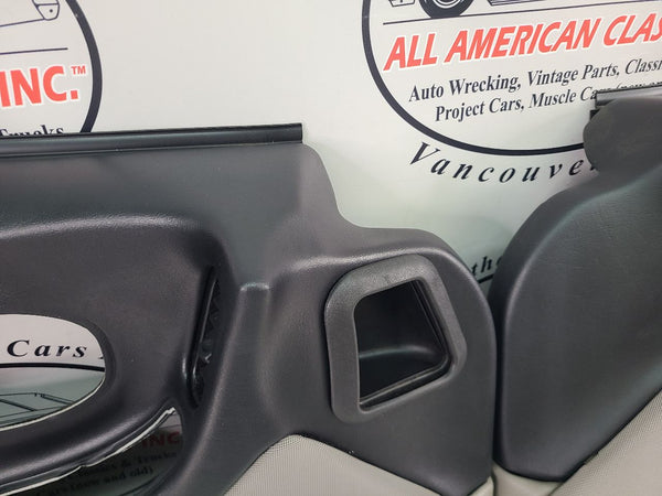 1997-04 C5 Corvette Front Door Trim Panel Pair, Right, Left, Black / Gray, RH,LH4