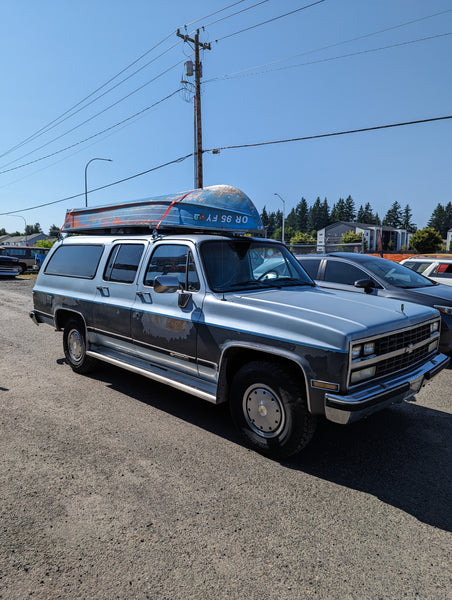 1989 Chevrolet Suburban, Blue w/ Boat on Top, Stock #195716