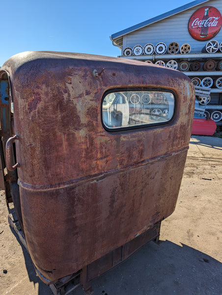 1942 Chevrolet COE Cab Assembly w/ HOOD and GRILL, Stock #D01355