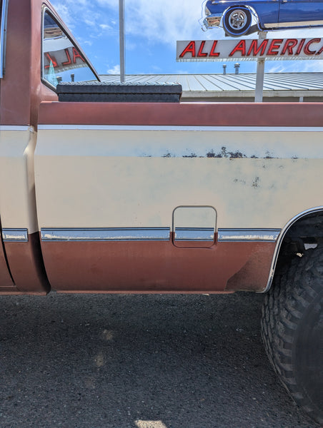 1983 GMC Sierra Classic K1500 4x4 6.2 Diesel 700R Auto Transmission, Stock #505503