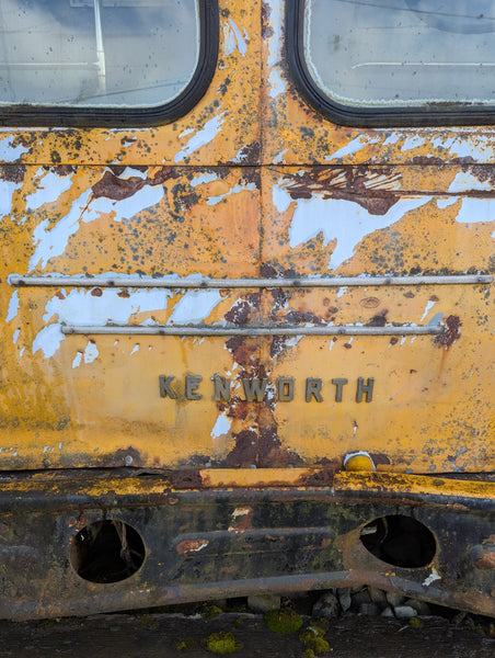 1955 Kenworth Bus Front End Only, Decor / Yard Art Purposes, Stock #J03456