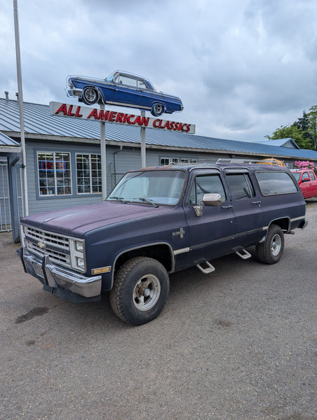 1986 Chevrolet Suburban 1/2 Ton 4x4 Auto, Blue, Stock #130488