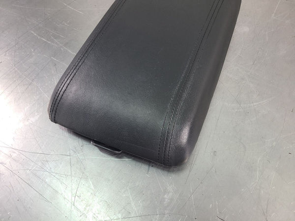 2004-06 GTO Center Console Lid Assembly, Black - OEM6