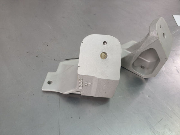 1997-04 C5 Corvette LS1 Engine Mount Motor Stand Pair LH/RH - OEM2