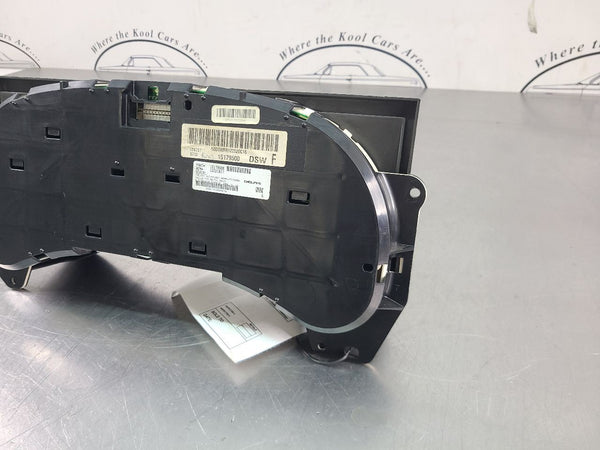 2003 Hummer H2 Instrument Cluster Speedometer Gauge Assembly, 150k Miles - OEM9