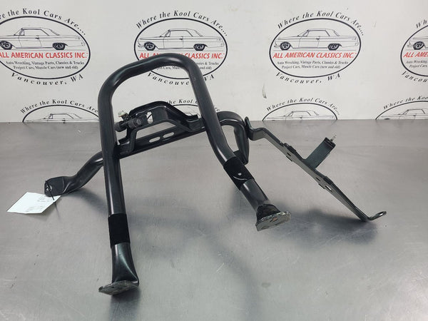 2003-07 Hummer H2 Interior Spare Tire Carrier - OEM10