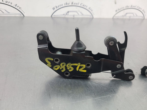 2003-06 Chevy SSR Front Roof Windshield Latch Pair, Left and Right - OEM1