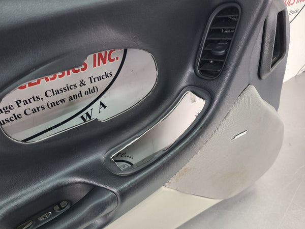1997-04 C5 Corvette Door Trim Panel Assemby, Left Driver Side, Black / Gray 8