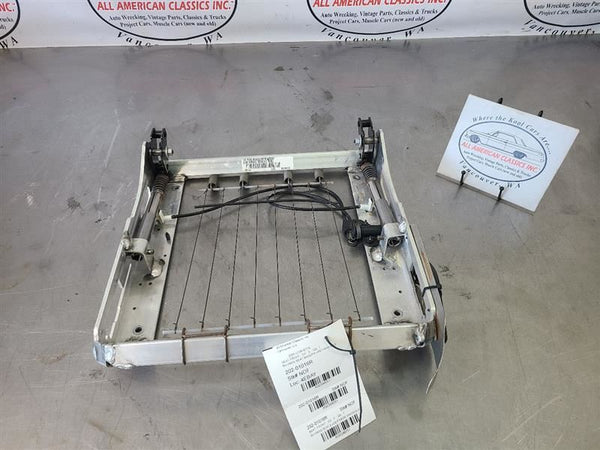 2005-06 C6 Corvette Drivers Side Seat Base Assembly w/ Adjusting Handle - OEM0