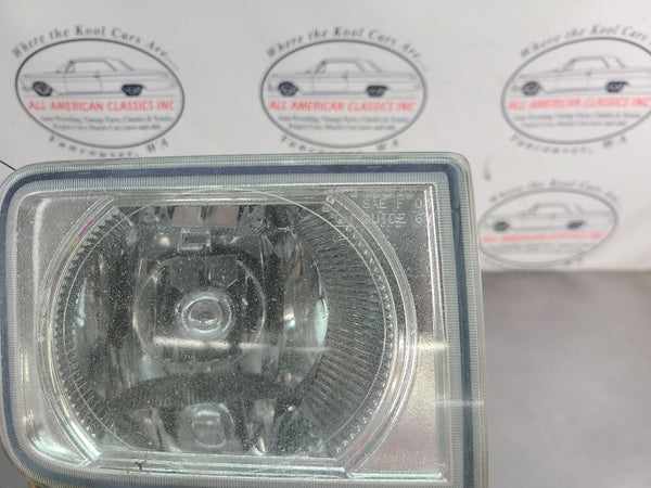 2004-08 Cadillac XLR Passenger Right Side Fog Lamp Light Assembly, RH - OEM2