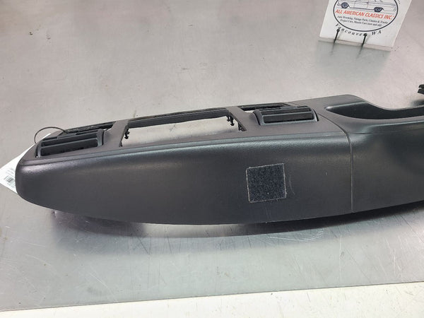 2005-07 Ford F250SD Front Dash Instrument Cluster / Radio Bezel Trim Surround9