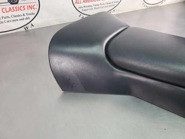 1997-04 C5 Corvette Center Floor Console Assembly w/ Lid, Black6
