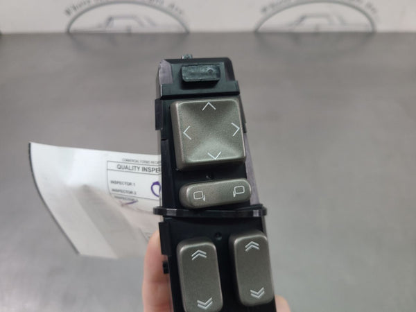 2004-09 Cadillac XLR Master Door Control Switch, Opt. DD0, Left Driver Side2