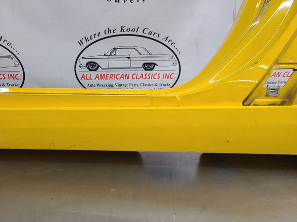 2005 C6 Corvette Left Side Rocker / Aperture Panel Moulding, Millennium Yellow7