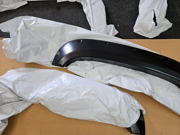 2007-14 Chevrolet Silverado EGR Bolt On Fender Flare Set, 19299831, NIB, OEM GM2