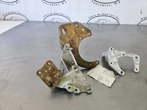 1988-91 Ford F250 Truck 7.3L IDI V-Belt, AC / Power Steering Bracket Set - OEM7
