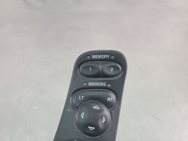 1997-04 C5 Corvette Master Door Control Switch Memory Opt. AAB, Left Driver Side1